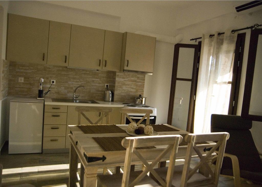 Appartement Elezar à Néon Oítilon Chambre photo