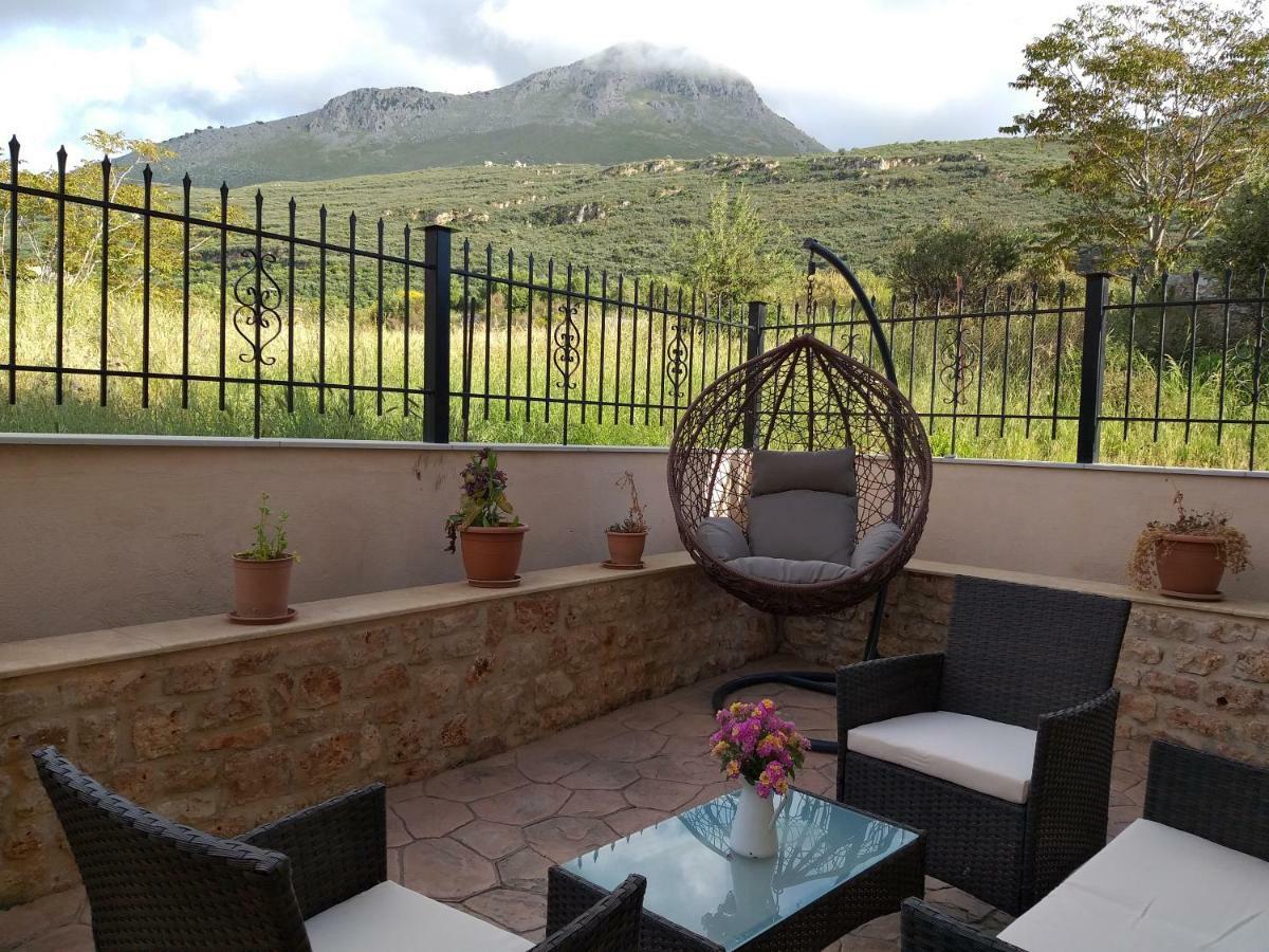 Appartement Elezar à Néon Oítilon Extérieur photo